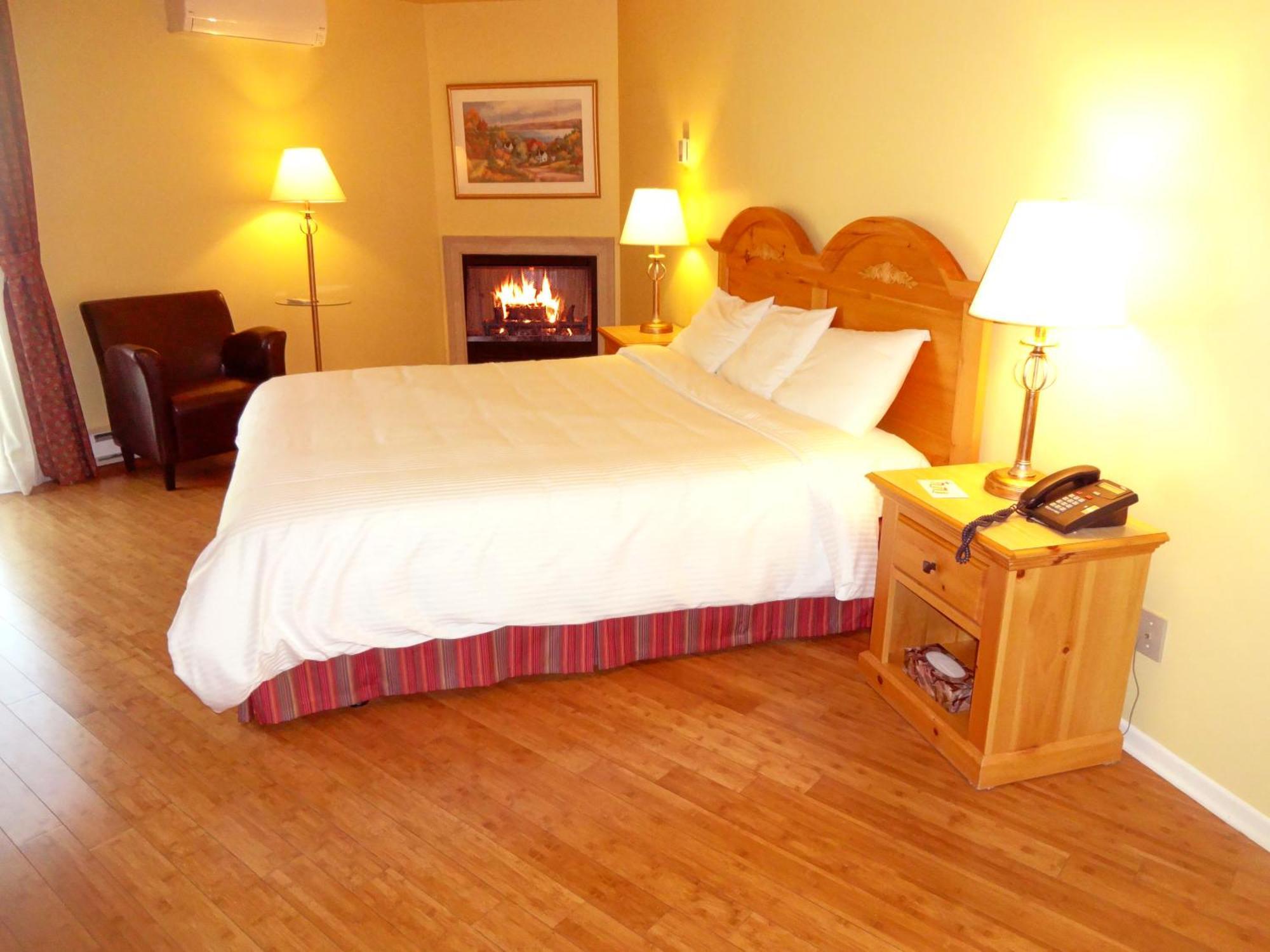 Saint-Sauveur-des-Monts Hotel Alila מראה חיצוני תמונה